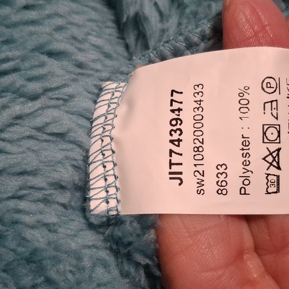 Shein- Long/ Aqua Teddy Coat- W Sz 6 - Picture 8 of 8